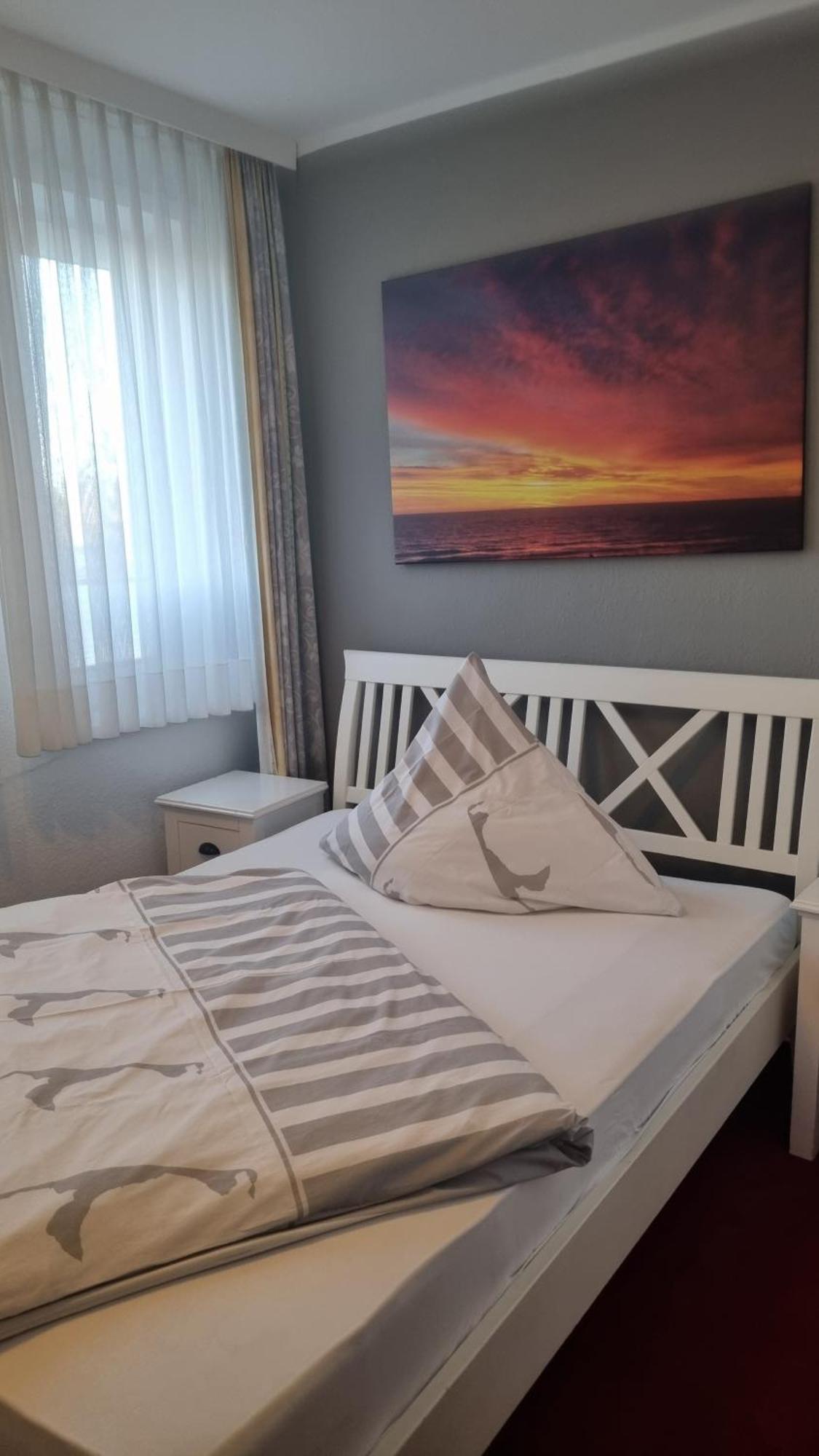 Hotel-Cafe-Lindow Wenningstedt-Braderup Luaran gambar