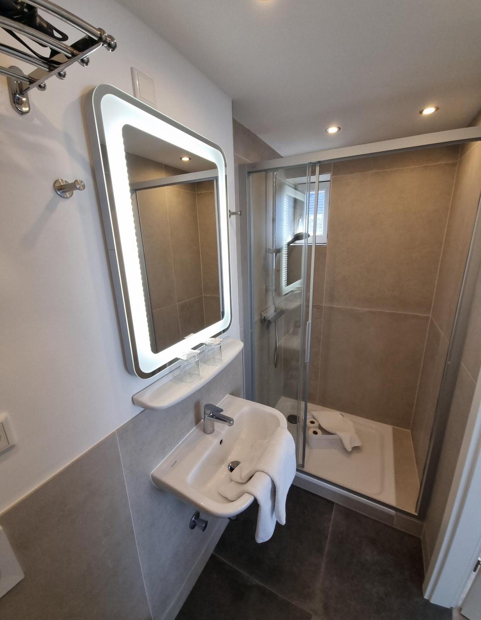 Hotel-Cafe-Lindow Wenningstedt-Braderup Luaran gambar