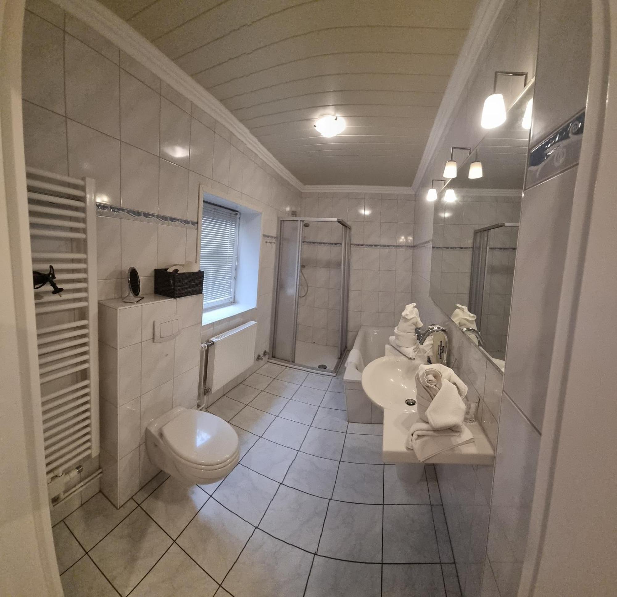 Hotel-Cafe-Lindow Wenningstedt-Braderup Luaran gambar